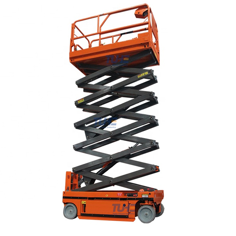 Self propelled scissor lift used for working at heights